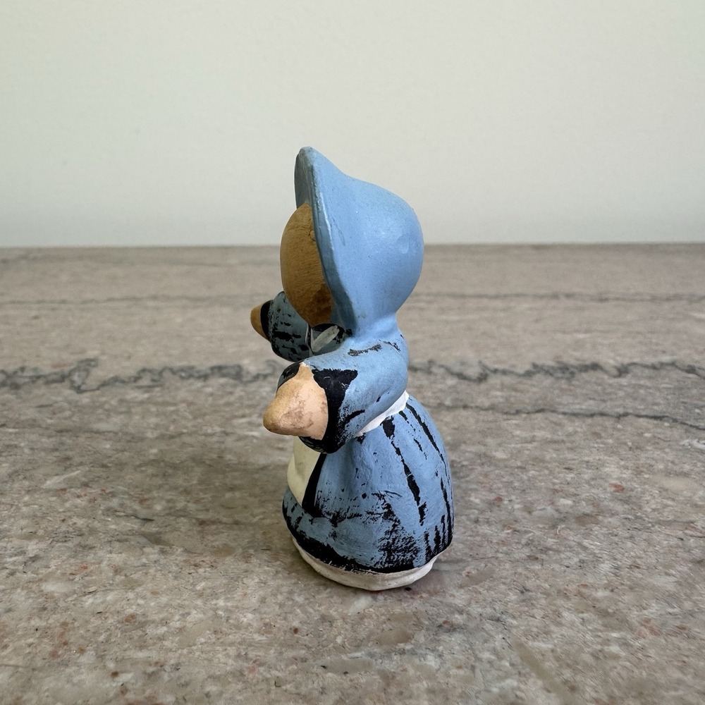 Vintage Hand Painted Faceless Amish Figurine — Primitive Farmhouse Folk Art - Picture 4 of 8